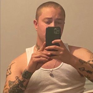 Meet your Posher, Reza